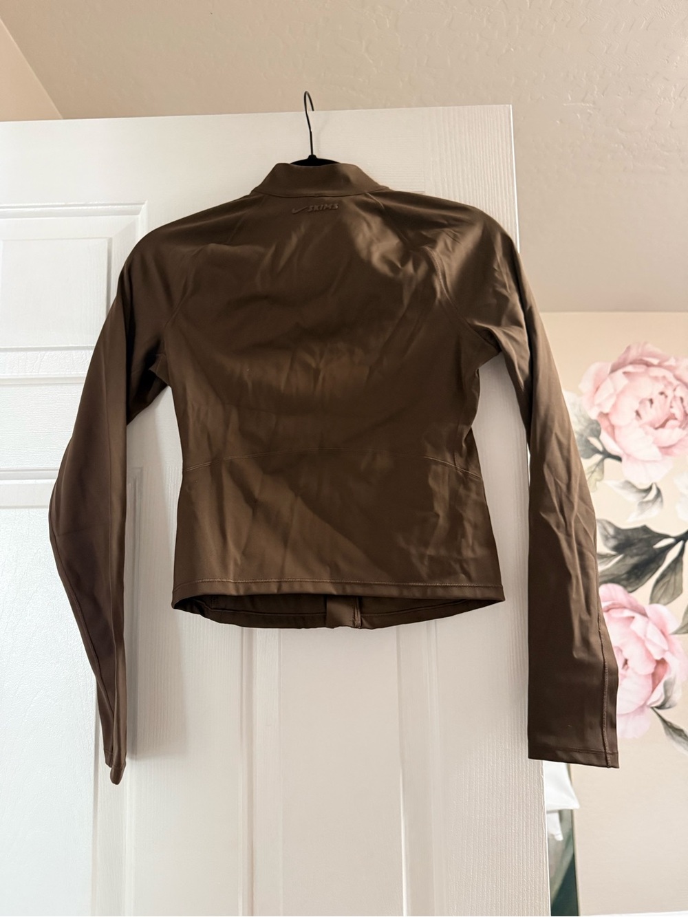 NikeSKIMS Matte
Women's Mock-Neck Full-Zip Jacket - Picture 5 of 5